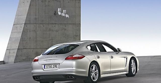 2012 Porsche Panamera Turbo  第3張相片