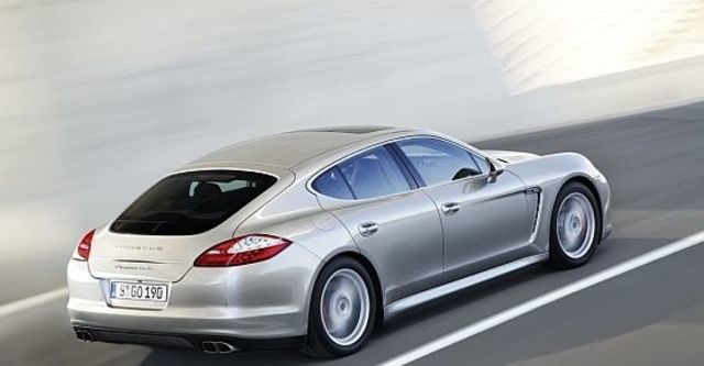 2012 Porsche Panamera Turbo  第7張相片