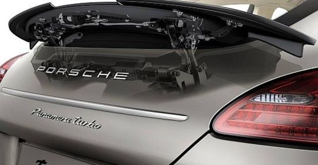 2012 Porsche Panamera Turbo  第9張相片