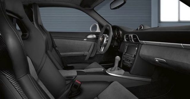 2011 Porsche 911 Carrera GTS Coupe  第9張相片