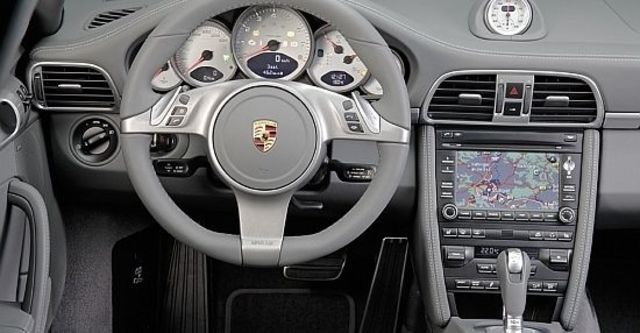 2011 Porsche 911 Targa 4S  第8張相片