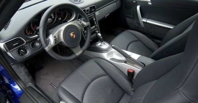 2010 Porsche 911 Carrera Coupe  第5張相片