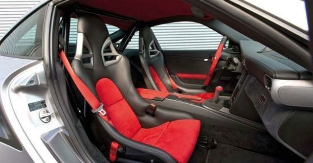 2010 Porsche 911 GT2 RS  第4張相片