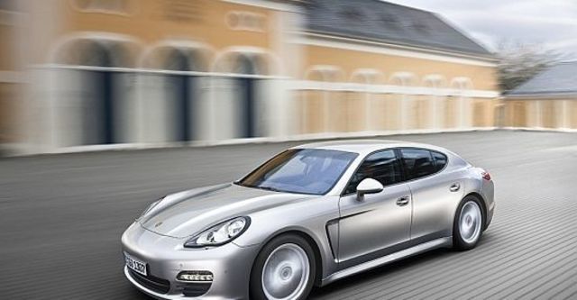 2010 Porsche Panamera 3.6  第2張相片