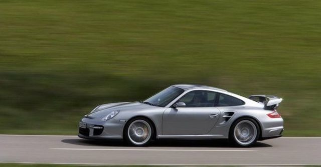 2009 Porsche 911 GT2 Coupe  第3張相片