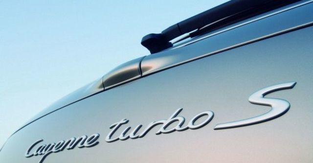 2009 Porsche Cayenne Turbo S  第12張相片