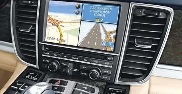 2009 Porsche Panamera 4S  第12張相片