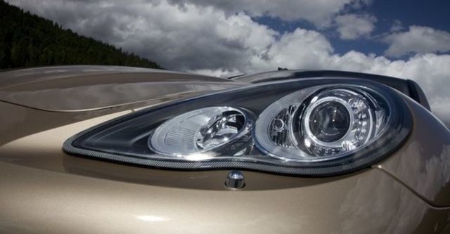 2009 Porsche Panamera Turbo  第10張相片