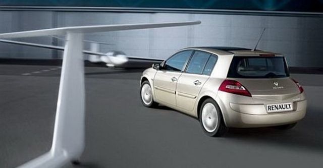 2010 Renault Megane Hatch 1.9 dCi  第3張相片