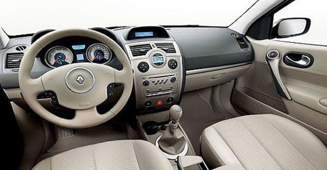 2010 Renault Megane Hatch 1.9 dCi  第5張相片