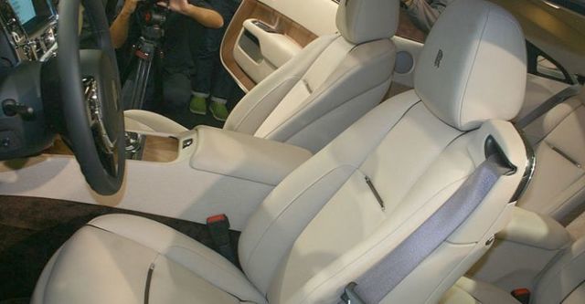 2015 Rolls-Royce Wraith 6.6 V12  第10張相片