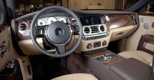 2013 Rolls-Royce Ghost 6.6 V12  第6張相片