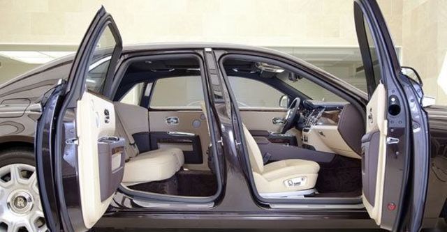 2013 Rolls-Royce Ghost 6.6 V12  第7張相片