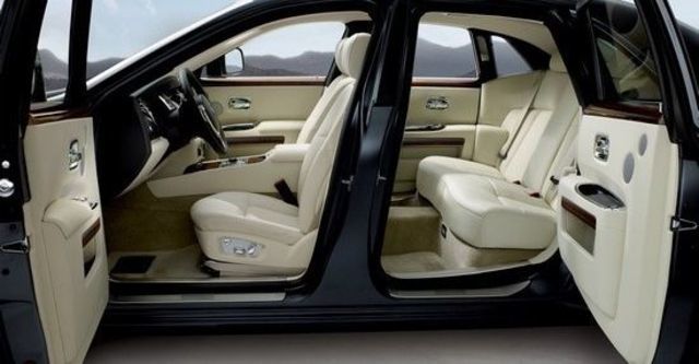 2011 Rolls-Royce Ghost 6.6 V12  第14張相片