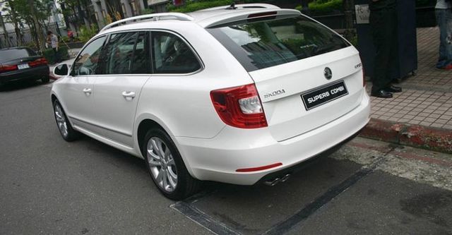 2015 Skoda Superb Combi 2.0 TDI Elegance  第2張相片