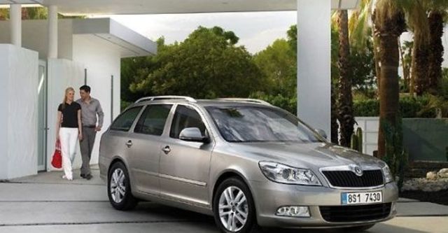 2013 Skoda Octavia Combi 1.8 TSI  第1張相片
