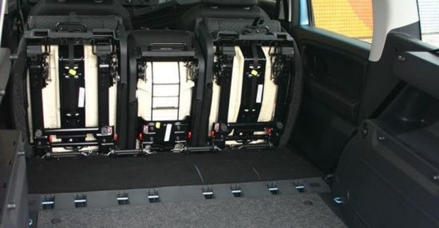 2013 Skoda Roomster 1.2 TSI Scout  第14張相片