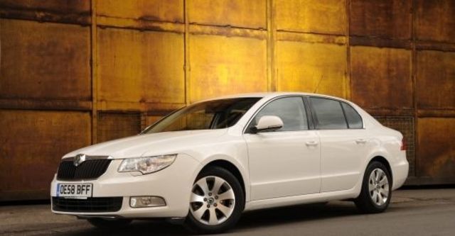 2013 Skoda Superb Sedan 2.0 TDI  第1張相片