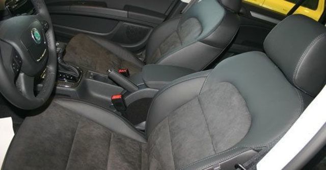 2012 Skoda Superb Combi 1.8 TSI  第4張相片