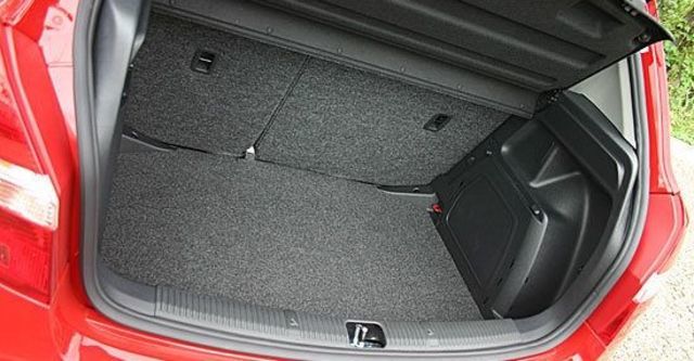 2011 Skoda Fabia 1.2 TSI  第10張相片