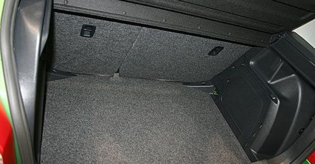 2011 Skoda Fabia 1.6  第5張相片