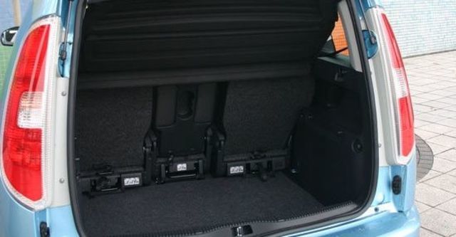 2011 Skoda Roomster 1.2 TSI Scout  第10張相片