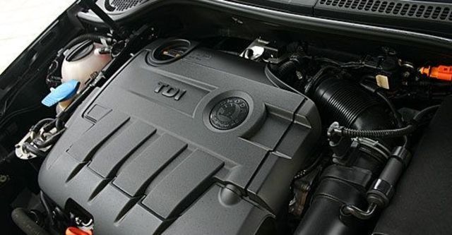 2011 Skoda Superb Combi 2.0 TDI  第6張相片