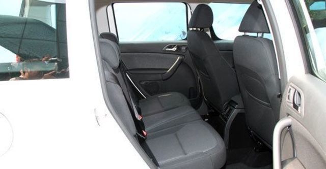 2011 Skoda Yeti 2.0 TDI AWD  第4張相片