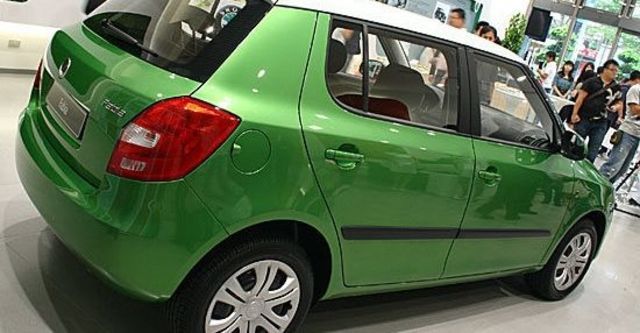 2010 Skoda Fabia 1.2 TSI  第3張相片