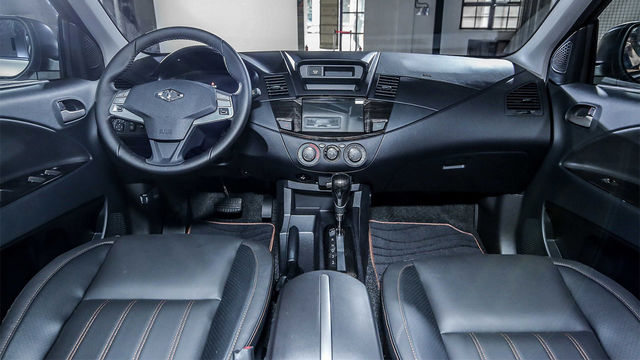 2021 Mitsubishi CMC Zinger 2.4豪華型  第9張相片