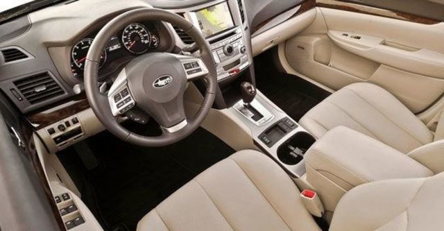 2013 Subaru Legacy Sedan 2.5 GT  第5張相片