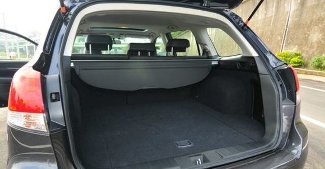 2013 Subaru Legacy Wagon 2.0i  第5張相片