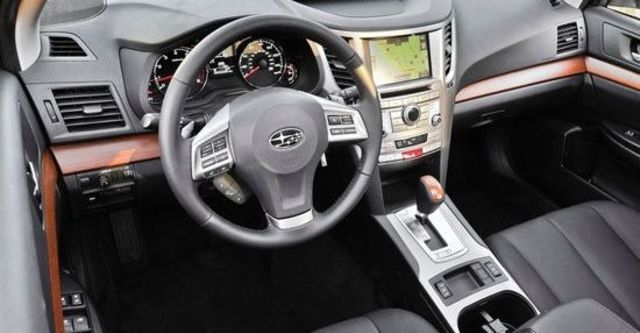 2013 Subaru Outback 2.5i  第7張相片