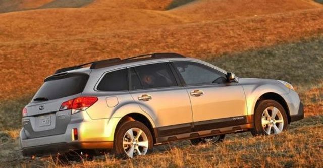 2013 Subaru Outback 2.5i  第9張相片