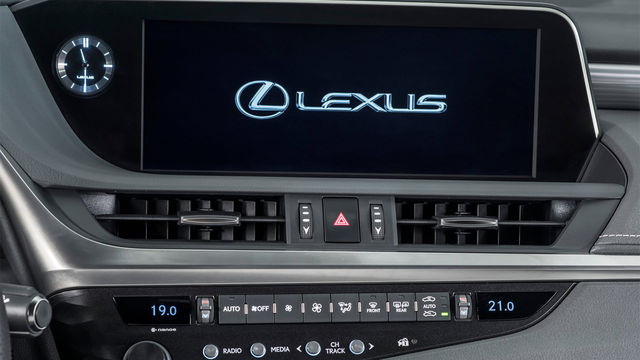 2021 Lexus ES 300h旗艦版  第6張相片
