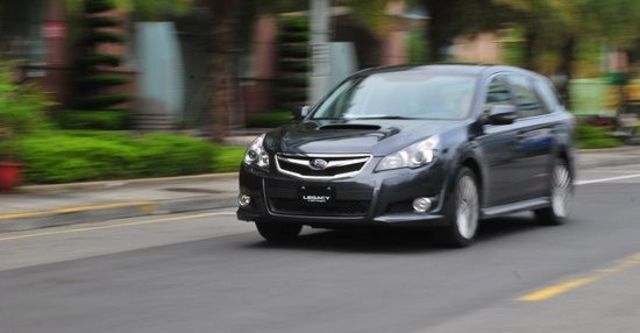 2011 Subaru Legacy Wagon 2.5 GT  第5張相片