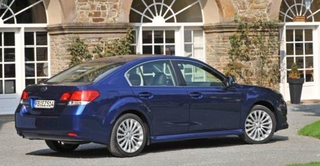 2010 Subaru Legacy Sedan 2.0i  第4張相片