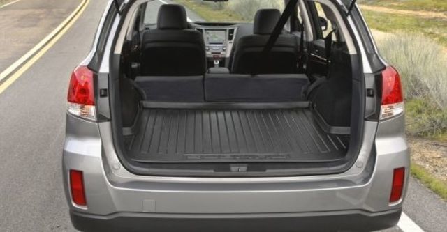 2010 Subaru Outback 3.6R  第7張相片