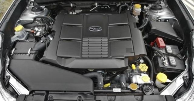 2010 Subaru Outback 3.6R  第9張相片