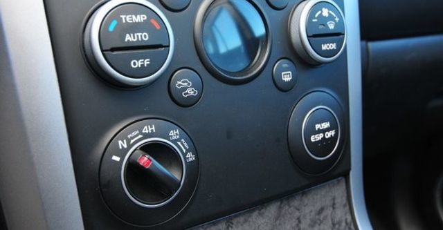2012 Suzuki Grand Vitara JP 2.4  第16張相片