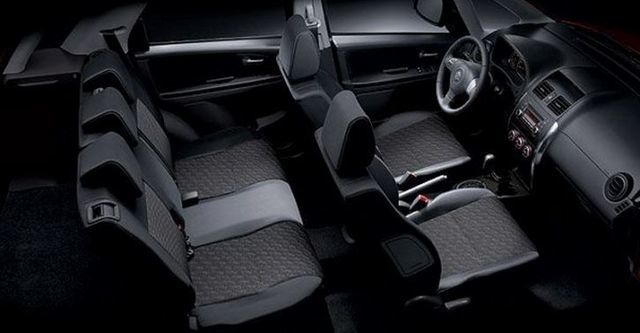 2010 Suzuki SX-4 Hatchback 1.6  第7張相片