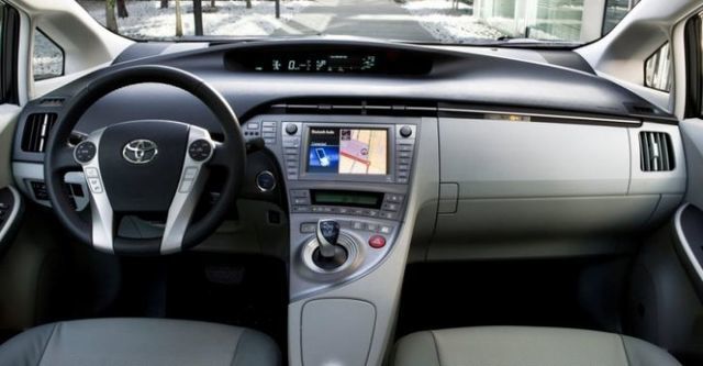 2015 Toyota Prius 1.8 E  第8張相片
