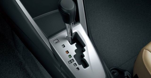 2015 Toyota Yaris 1.5雅緻  第9張相片