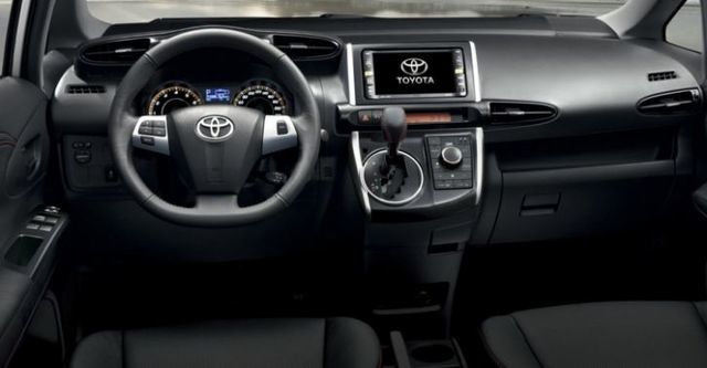 2014 Toyota Wish 2.0經典  第5張相片