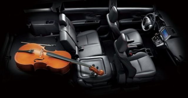2014 Toyota Wish 2.0豪華  第10張相片