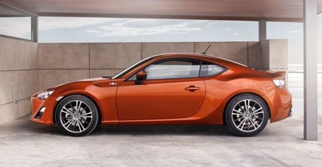 2013 Toyota 86 2.0  第9張相片