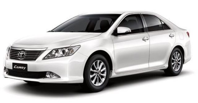 2013 Toyota Camry 2.0 E  第2張相片