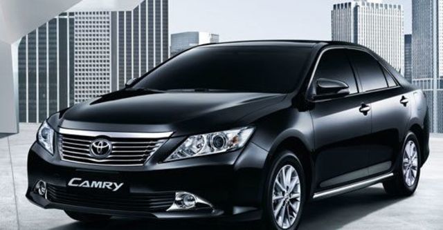 2013 Toyota Camry 2.5 E  第2張相片