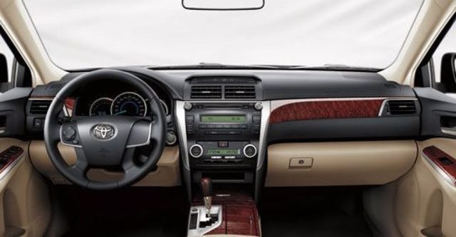 2013 Toyota Camry 2.5 G  第8張相片