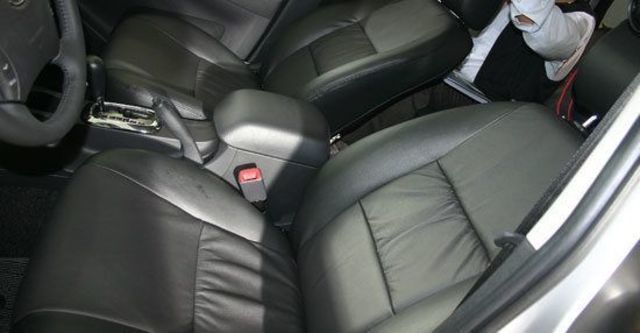 2013 Toyota Innova 2.0 G  第7張相片